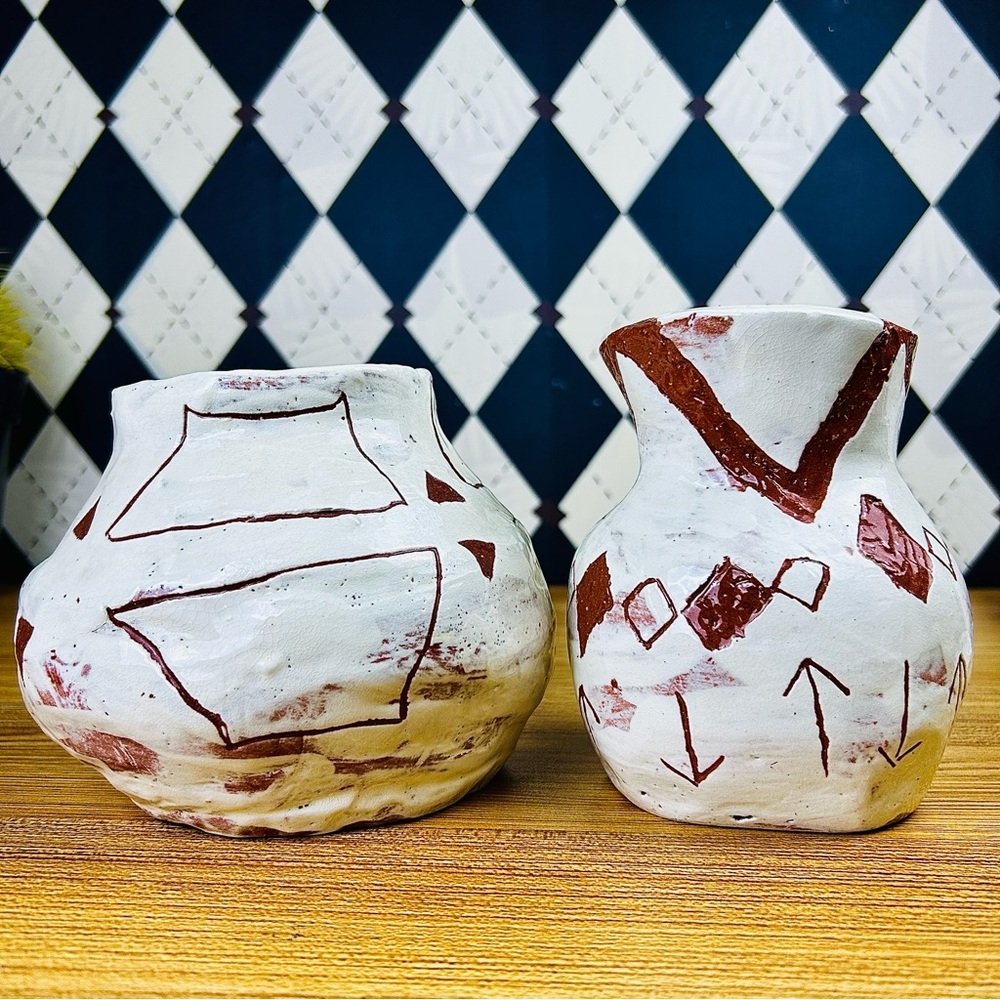 Vintage Naïve Studio Pottery Vase Pair Signed – Whimsical Art Ceramics